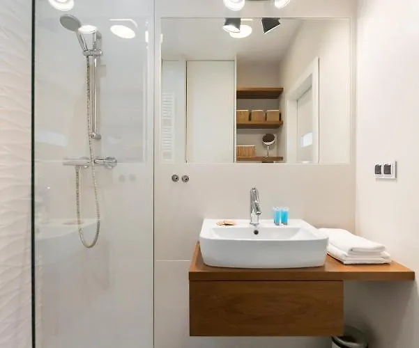 アパート Obrzezna Comfort ワルシャワ